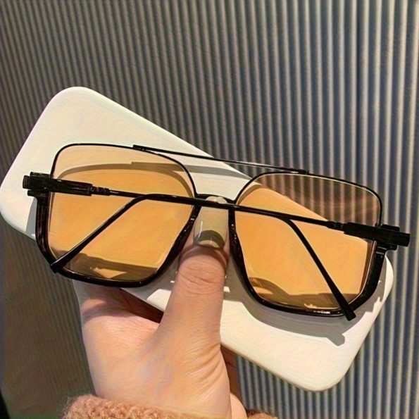 8657753ca5eb422eb460aa260d24b7e6-goods