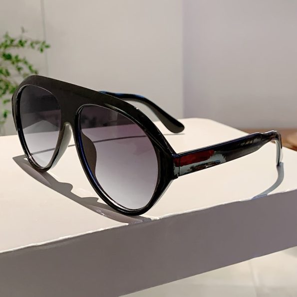 9d340c03f4314ea9bf20f92dde09952e-goods